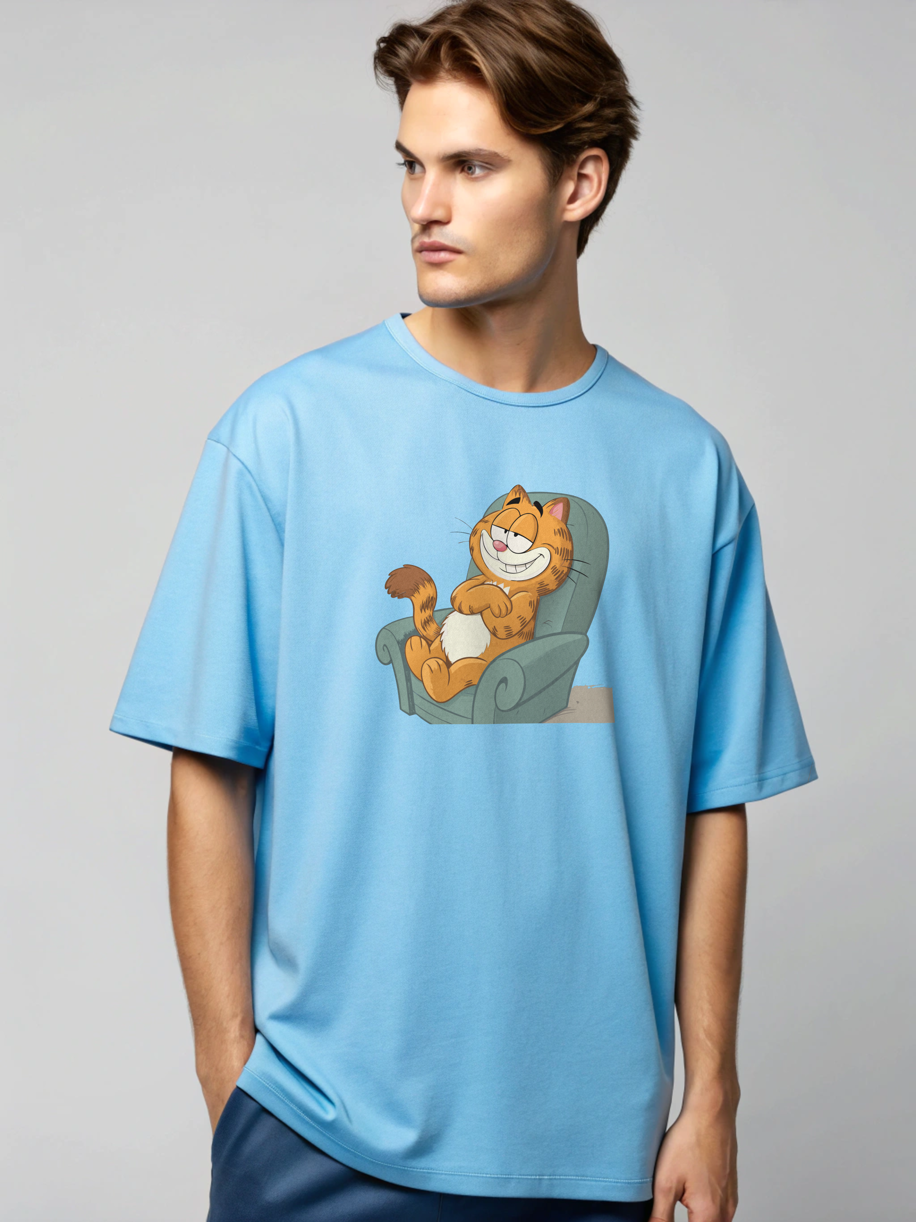 Garfield Chilling on the Couch Oversized T-Shirt
