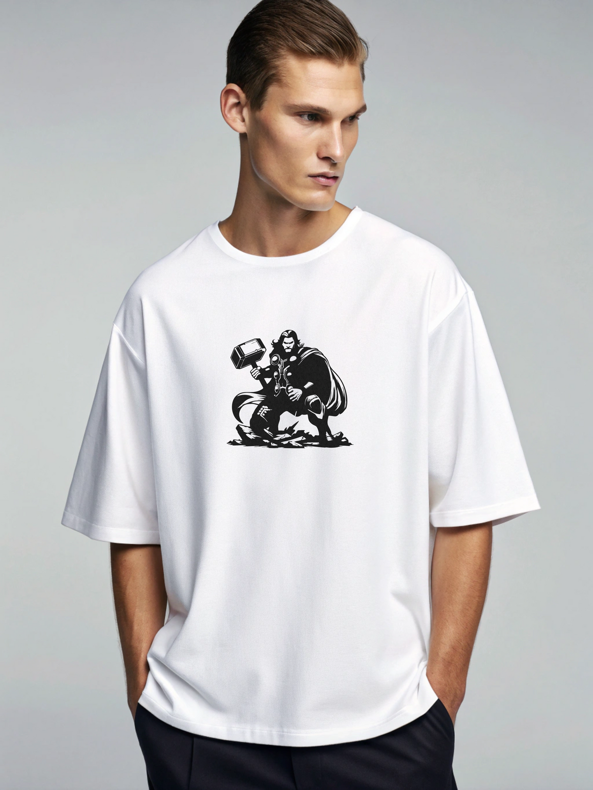 Hammered Lines Tee – Thor Edition Oversized T-Shirt