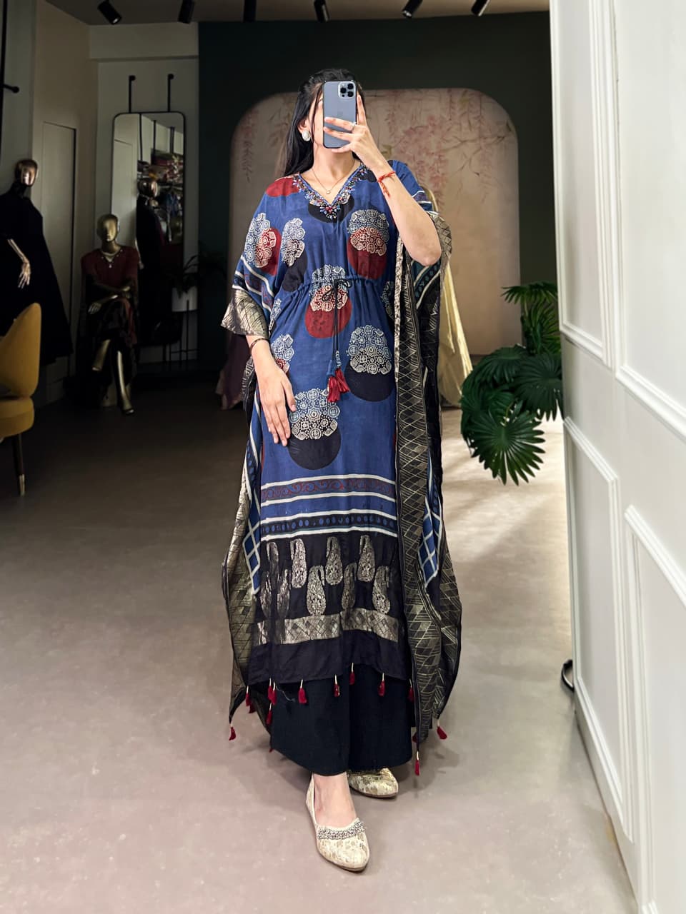 The Neerja Raaga Kaftan